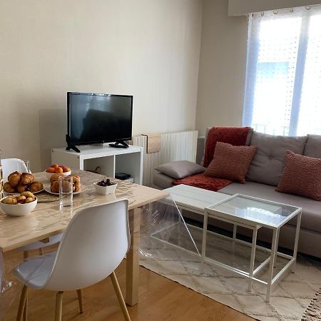 Joli Appartement En Plein Centre Libourne Exteriör bild